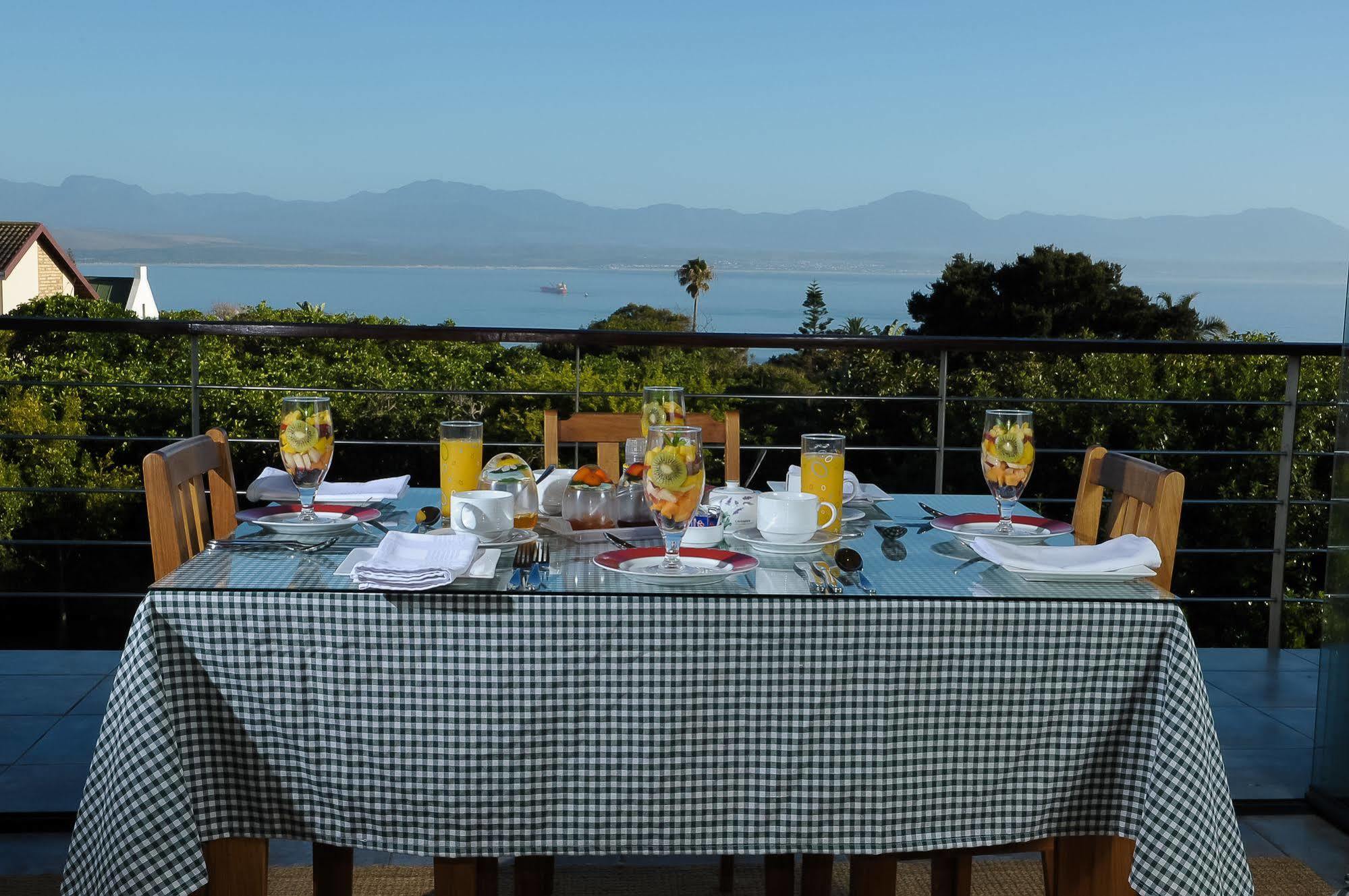 Linkside 2 Self-Catering Otel Mossel Bay Dış mekan fotoğraf